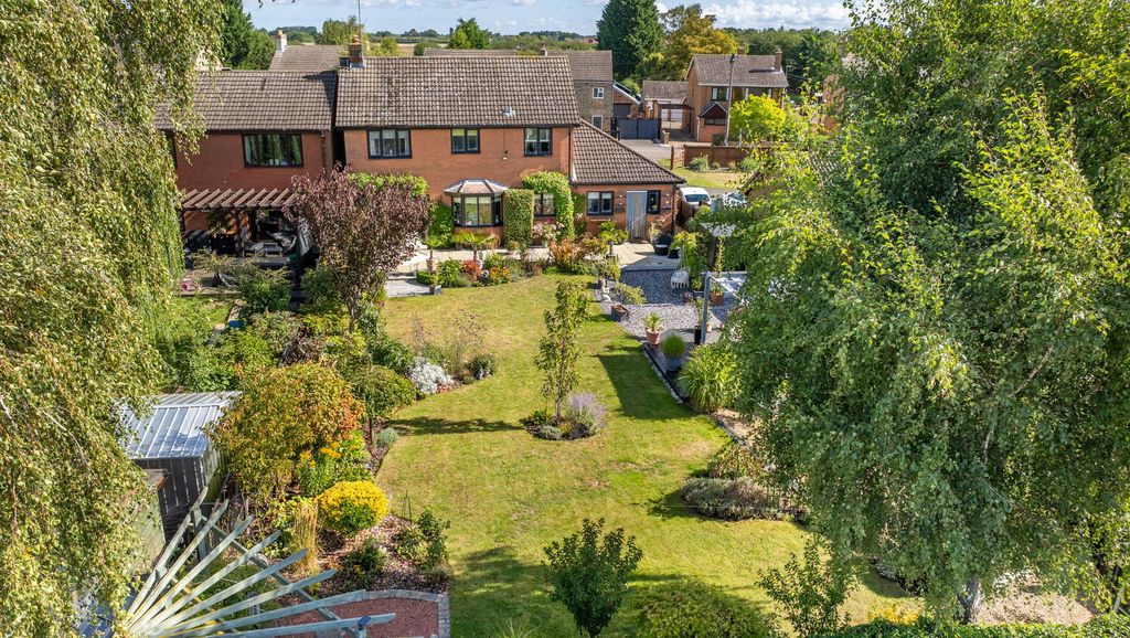 Property photo 2 of 58