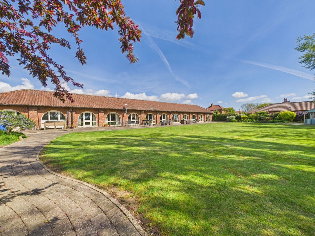 Property photo 3 of 24 5040236