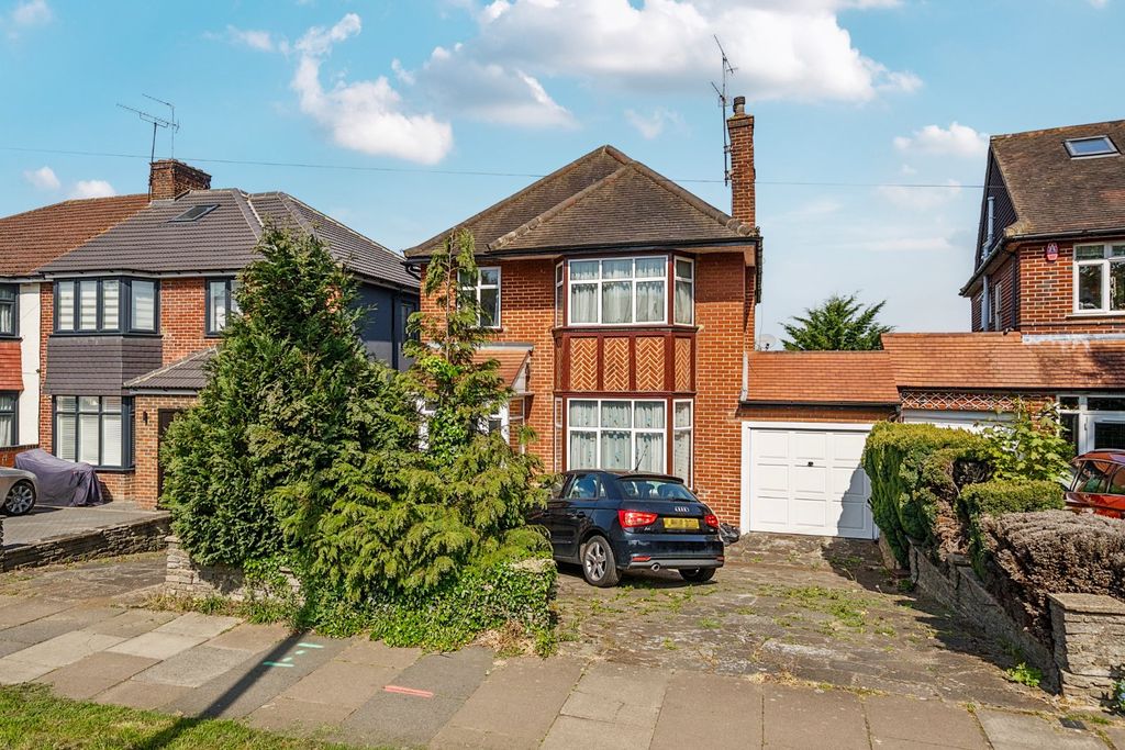 Property photo 1 of 17 Picture No. 11