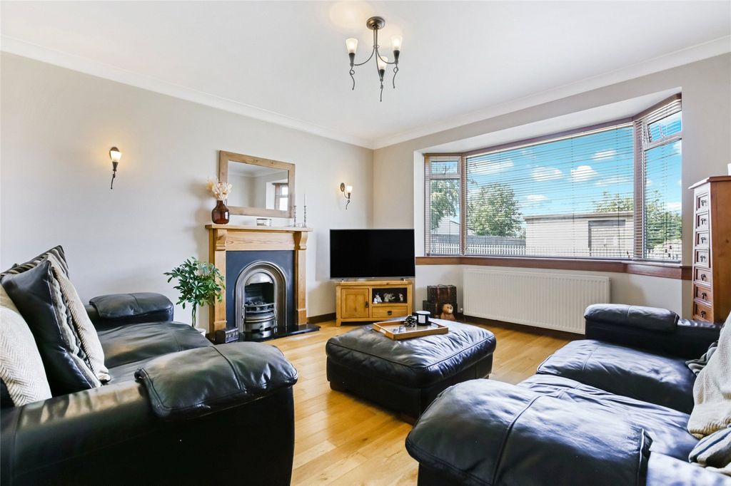 Property photo 3 of 21 Picture No. 03