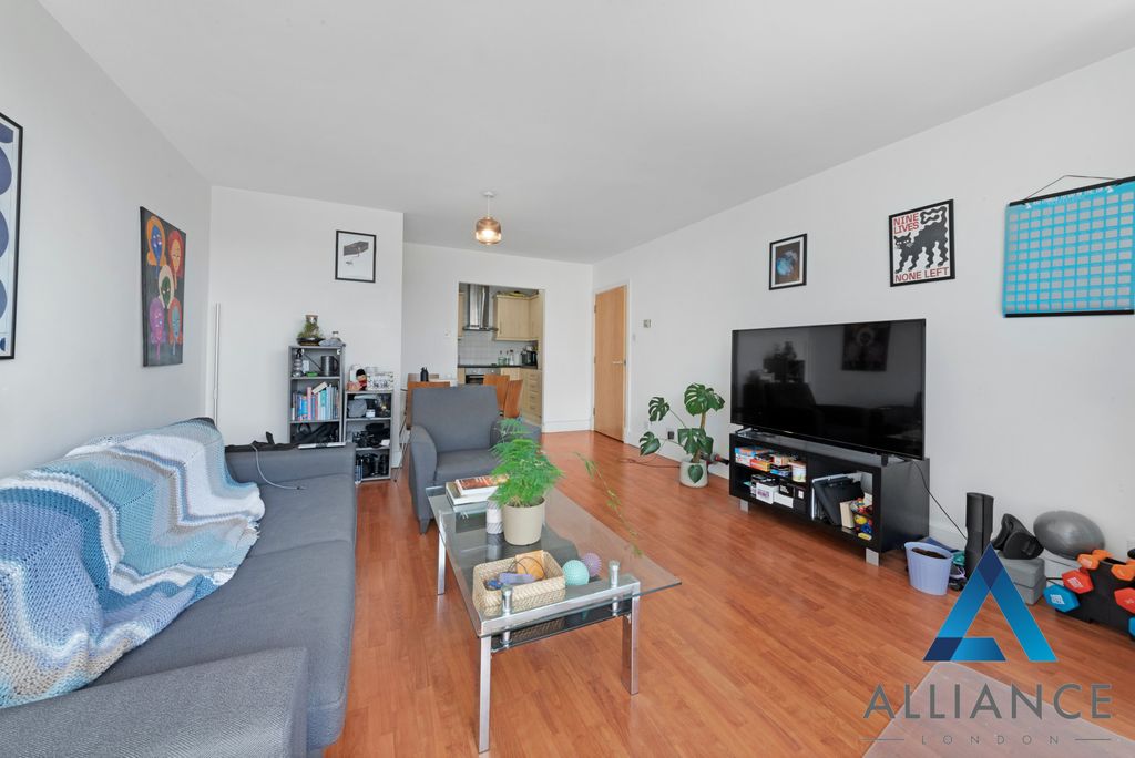 Property photo 2 of 16 Picture 2