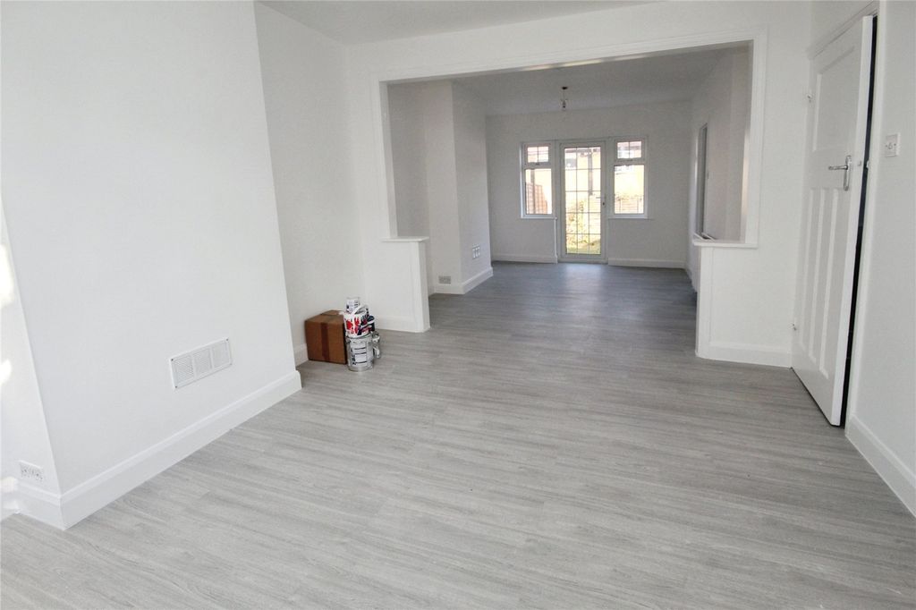 Property photo 2 of 14 Reception Room