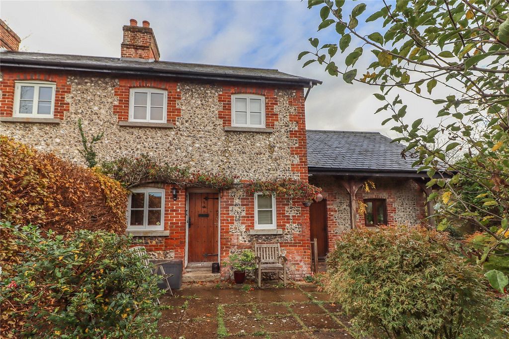 Property photo 1 of 28 Picture No. 26