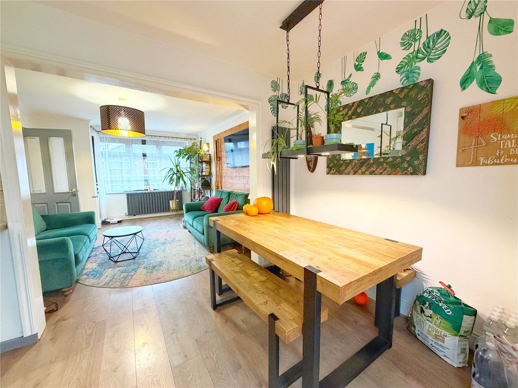 Property photo 2 of 21 Picture No. 05