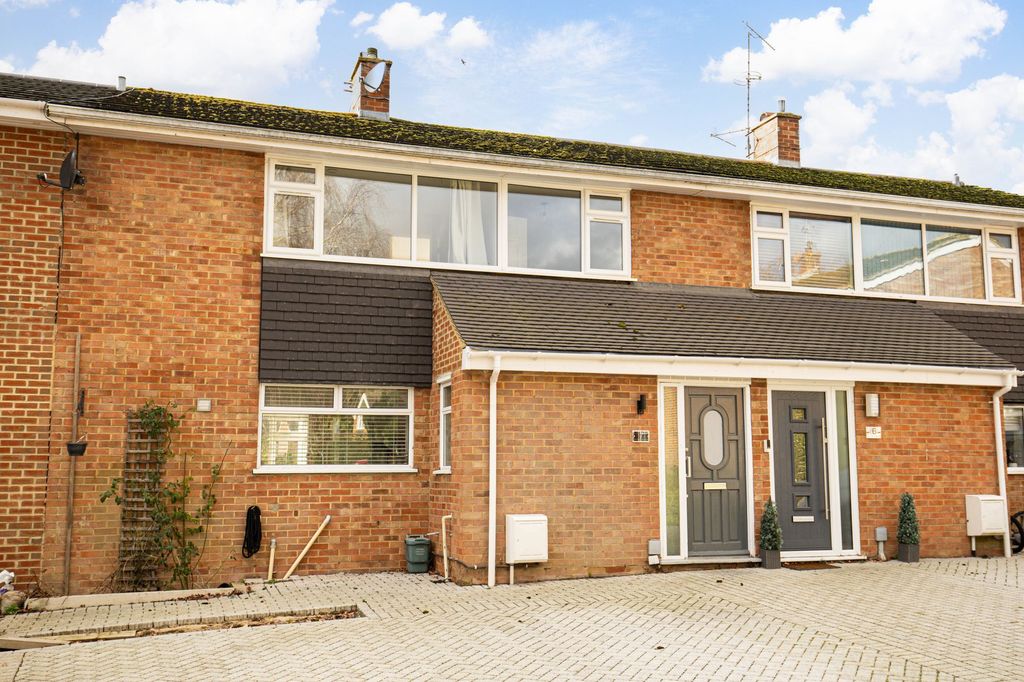 Property photo 1 of 21