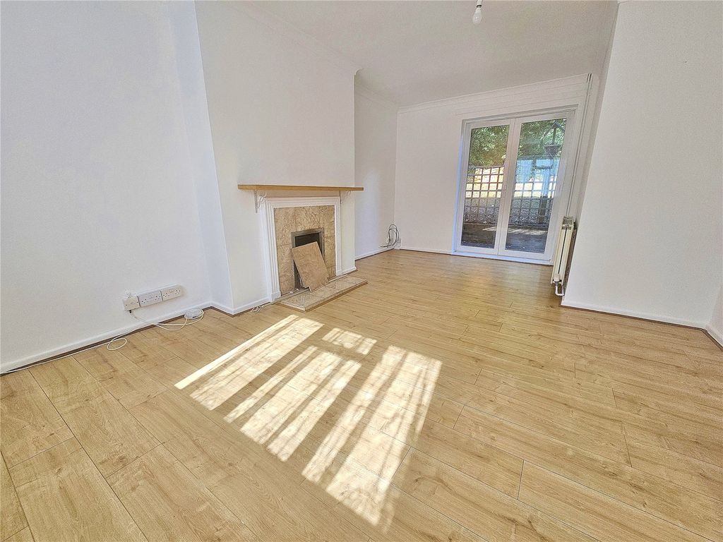 Property photo 2 of 10 Picture No. 06