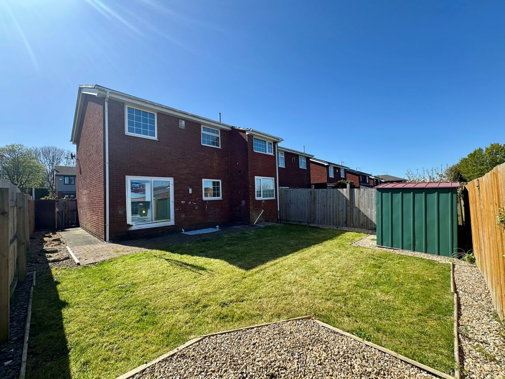 Property photo 2 of 14 Photo 8