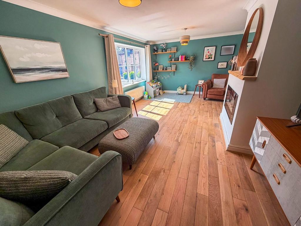 Property photo 2 of 25 Tlc_707015d2-6E8E-4910-B907-d8B8c86F6F41_Acb2600.J