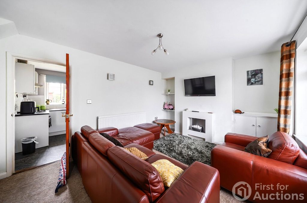 Property photo 2 of 15 2