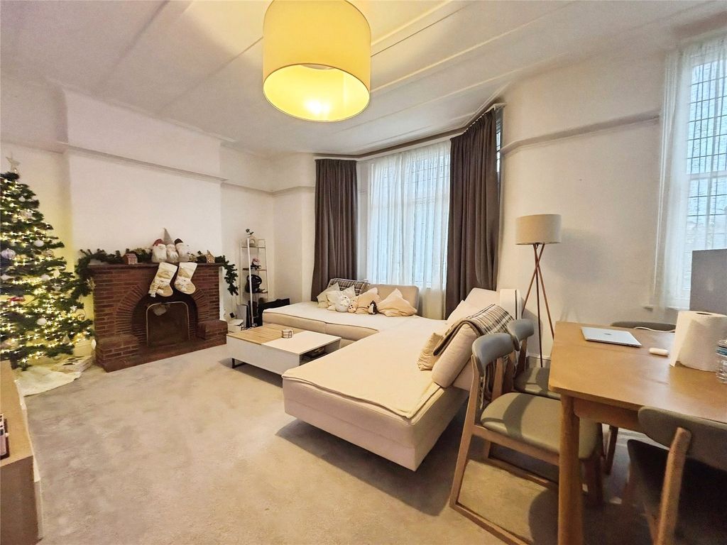 Property photo 2 of 11 Reception Room