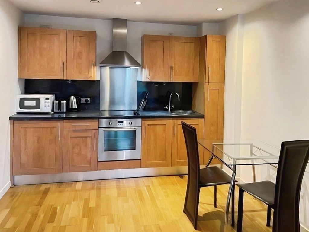 Property photo 3 of 8 Picture No. 11