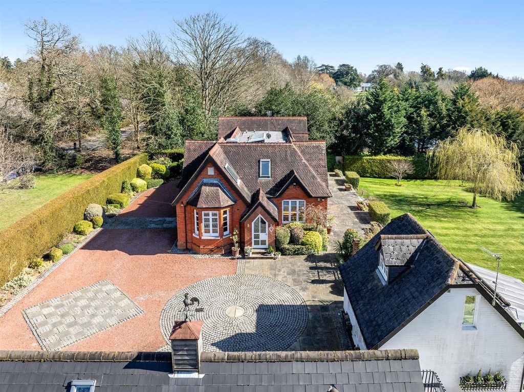 Property photo 1 of 35