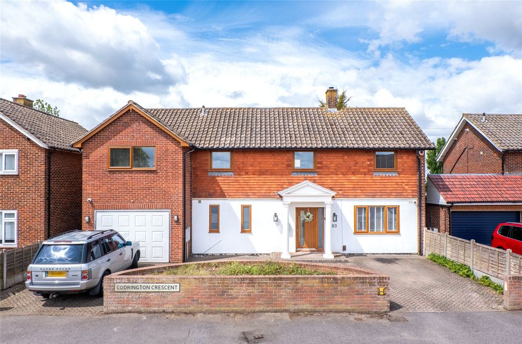 Property photo 1 of 40 Picture No. 05
