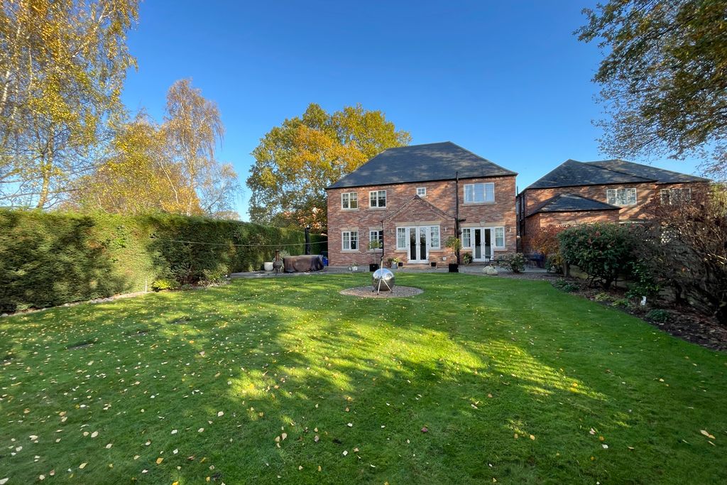 Additional image 47 of 4 bed detached house for saleBawtry Road, Bessacarr, Doncaster DN4