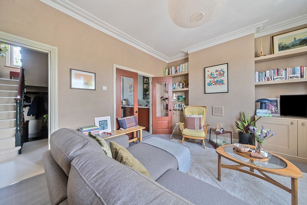 Property photo 1 of 18 1306097-8-6842E97...