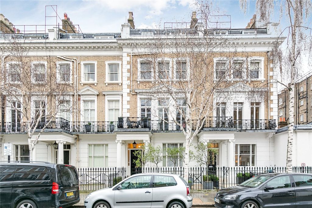 Property photo 3 of 8