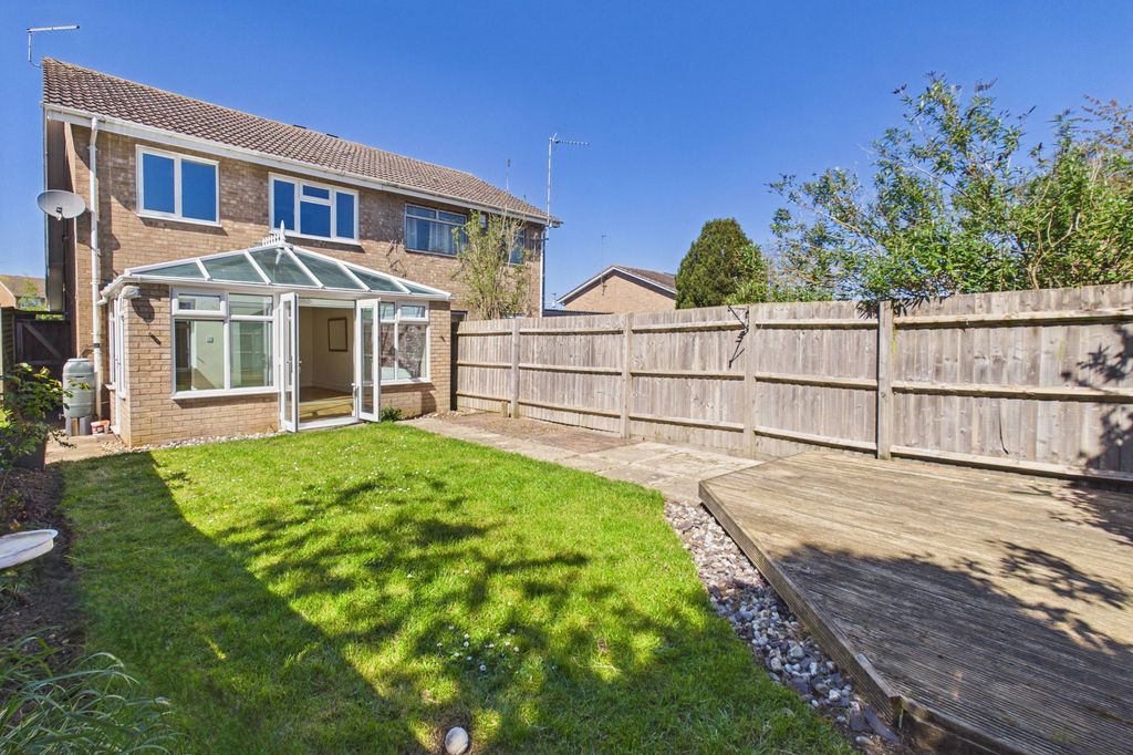 Property photo 2 of 19