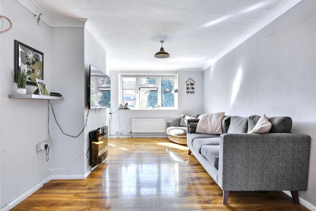 Property photo 2 of 21 Img (5).Jpeg