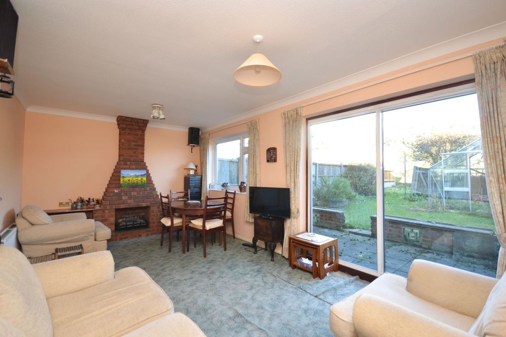 Property photo 2 of 15