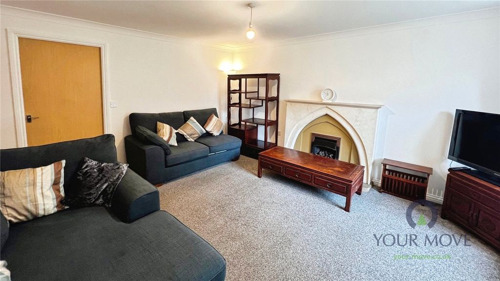 Property photo 3 of 16 Living Room