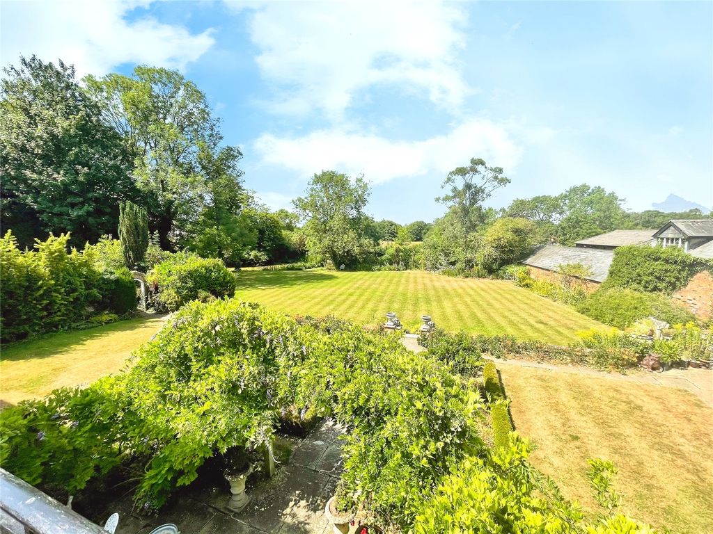 Additional image 14 of 2 bed flat for saleSheering Road, Old Harlow, Essex CM17