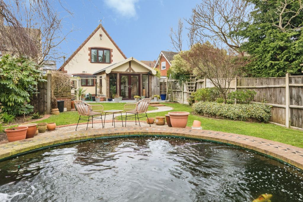 Property photo 1 of 24