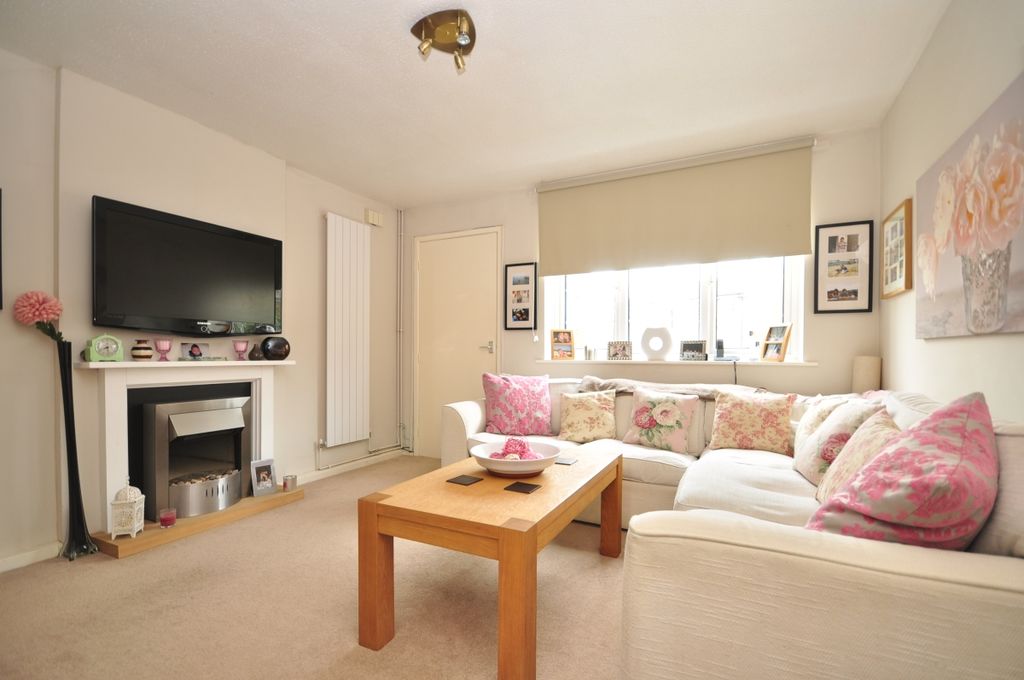 Property photo 2 of 10 9010Urum - Lounge...