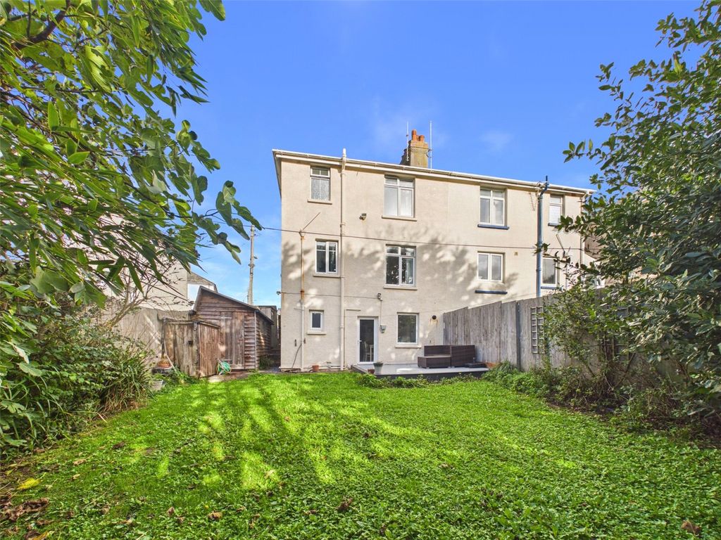 Property photo 2 of 14 Picture No. 03