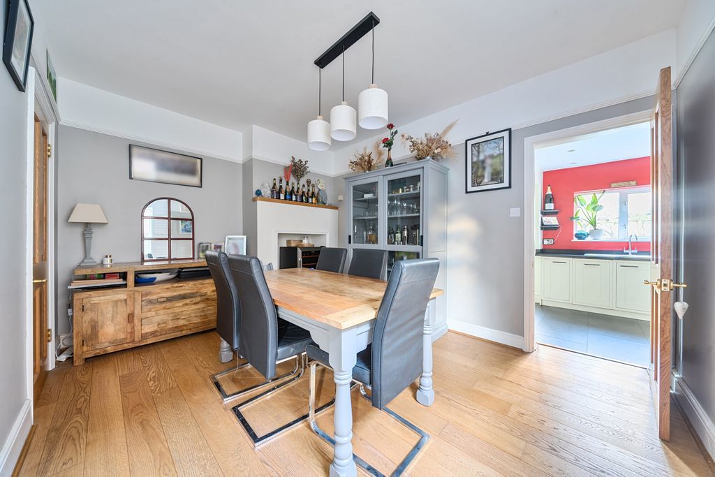 Property photo 2 of 19 Reception