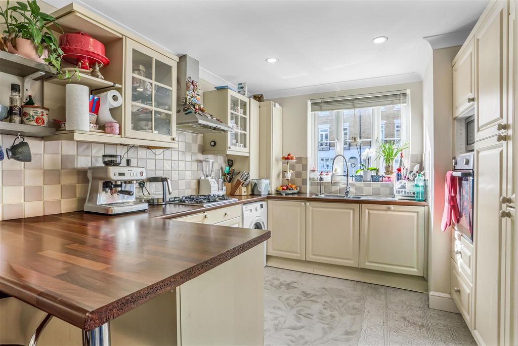 Property photo 2 of 22 1670455600 - 12.Jpg