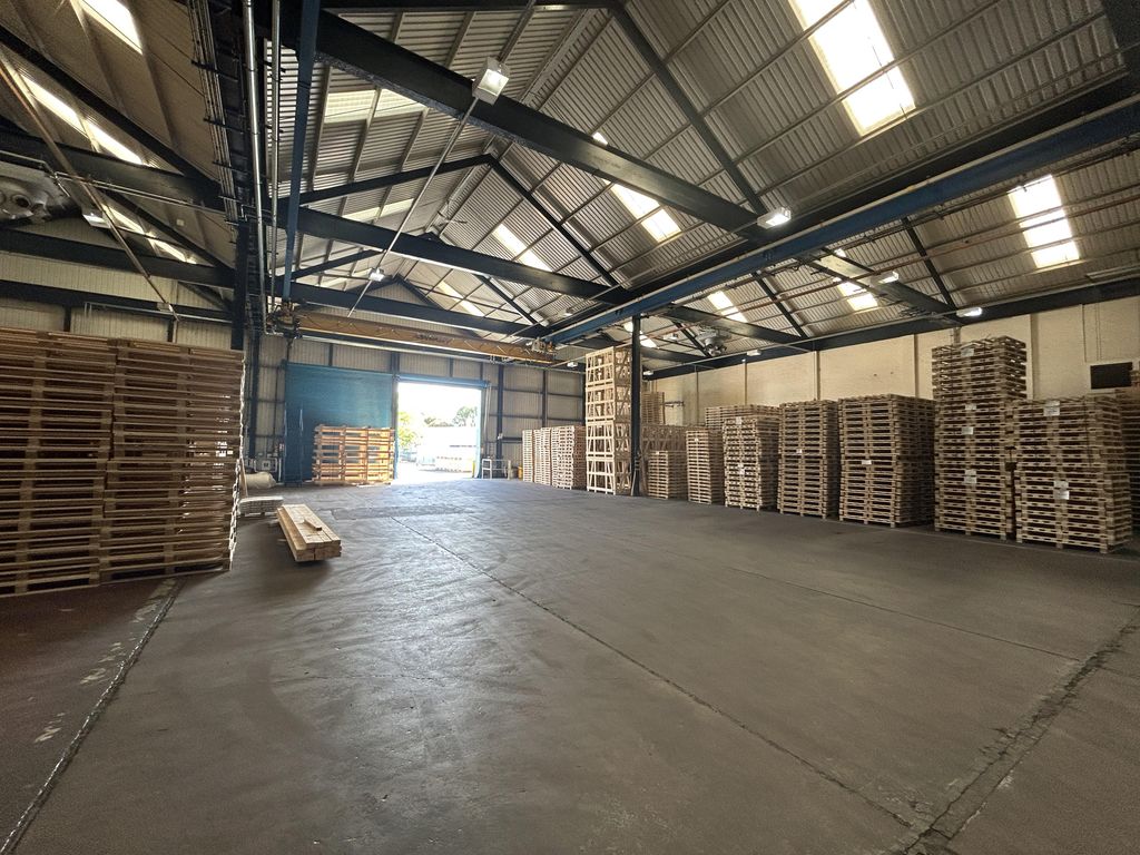 Property photo 1 of 4