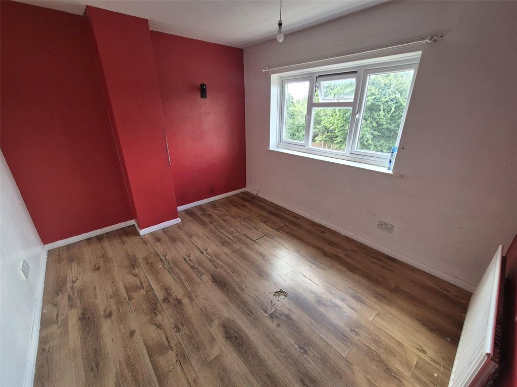 Property photo 3 of 10 Picture No. 11