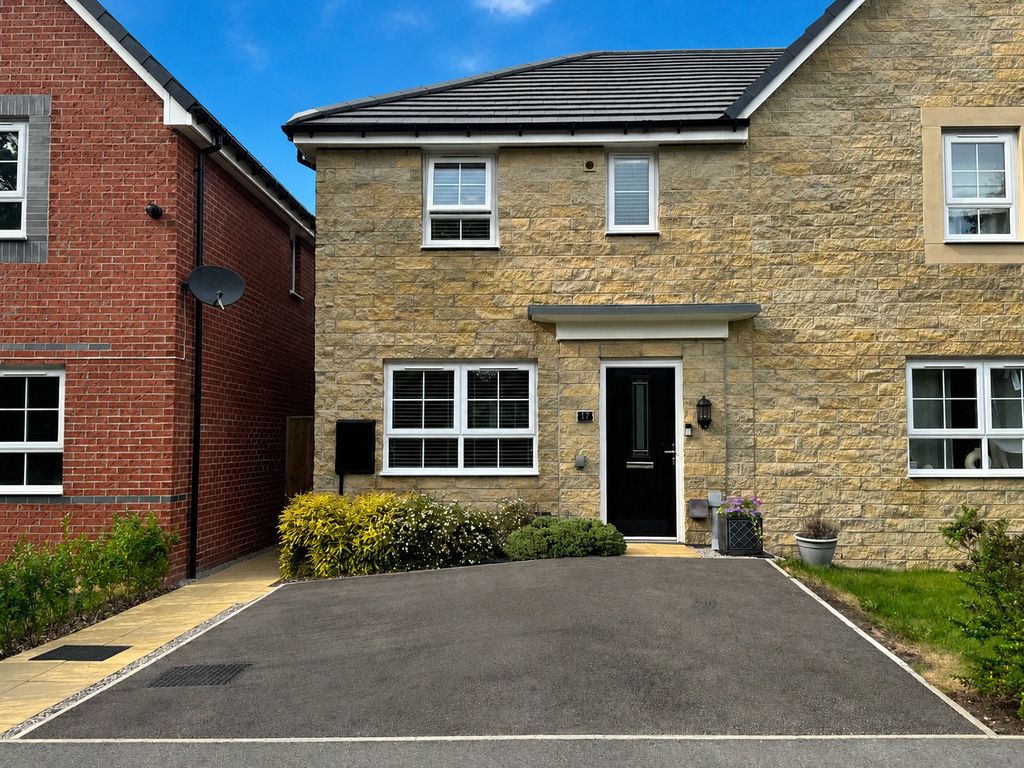 Property photo 1 of 17 Picture No. 02