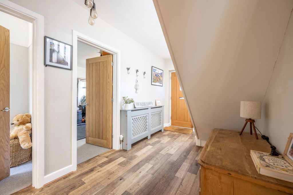 Property photo 2 of 45