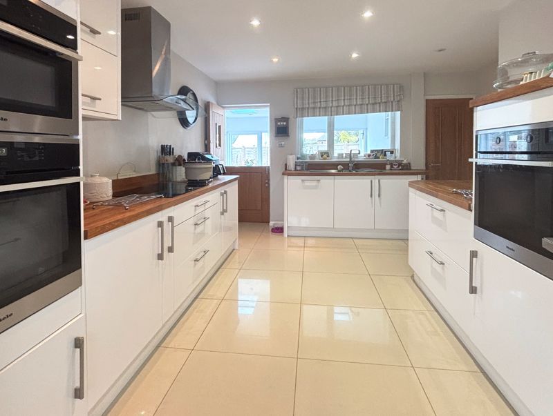 Property photo 2 of 22 Photo 2