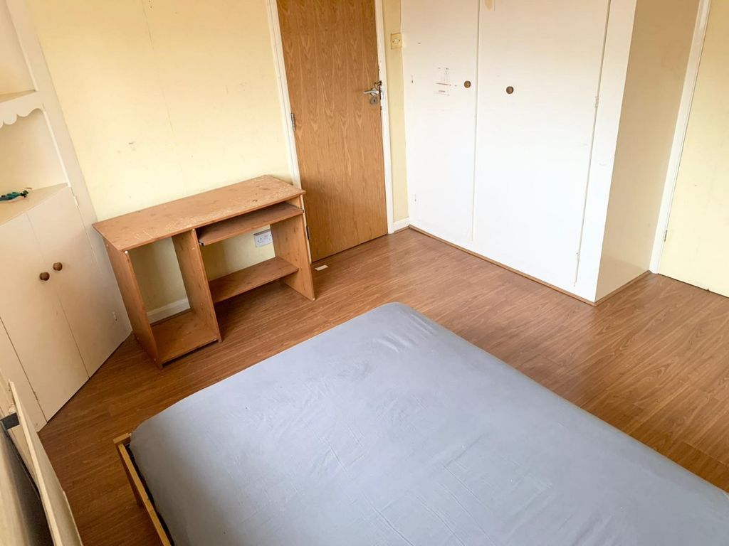 Property photo 2 of 2