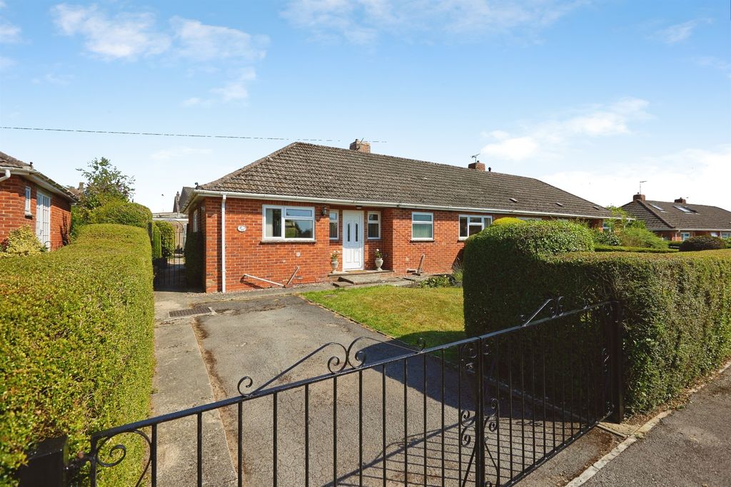 Property photo 1 of 14