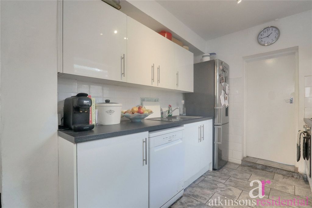 Property photo 3 of 16 Picture No. 07