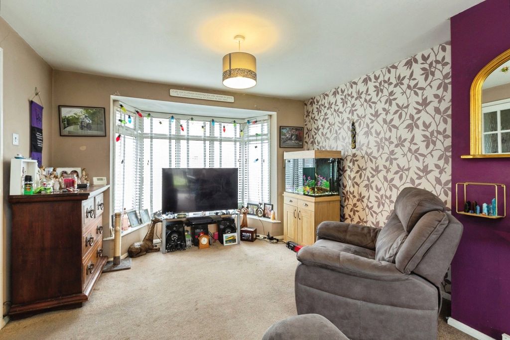 Property photo 2 of 16 Pbox-Img.Jpg