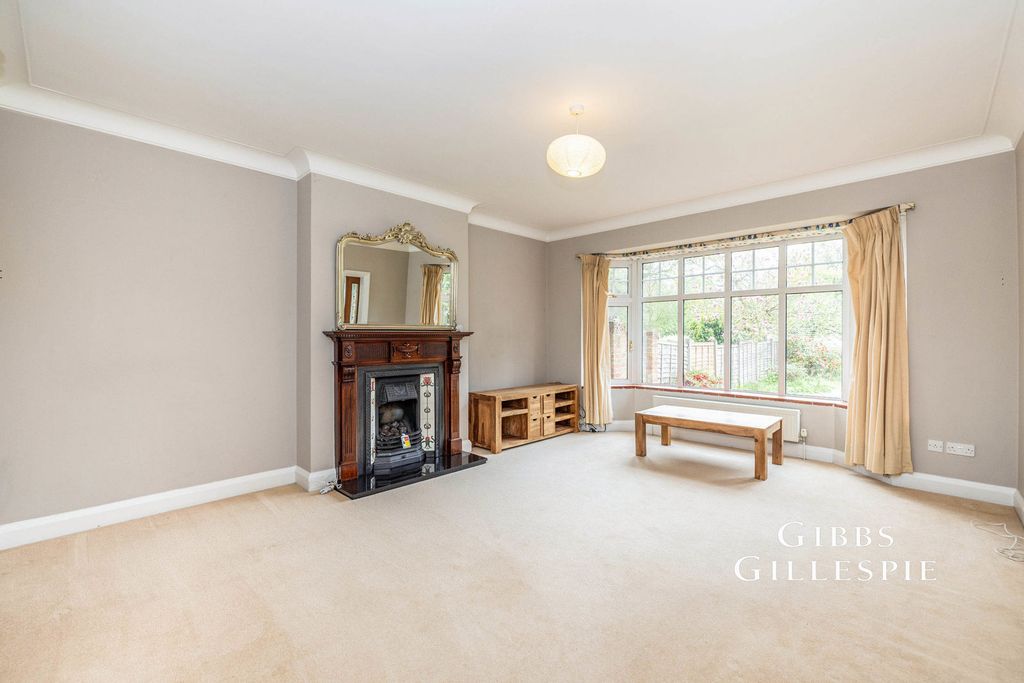 Property photo 2 of 10 Photo