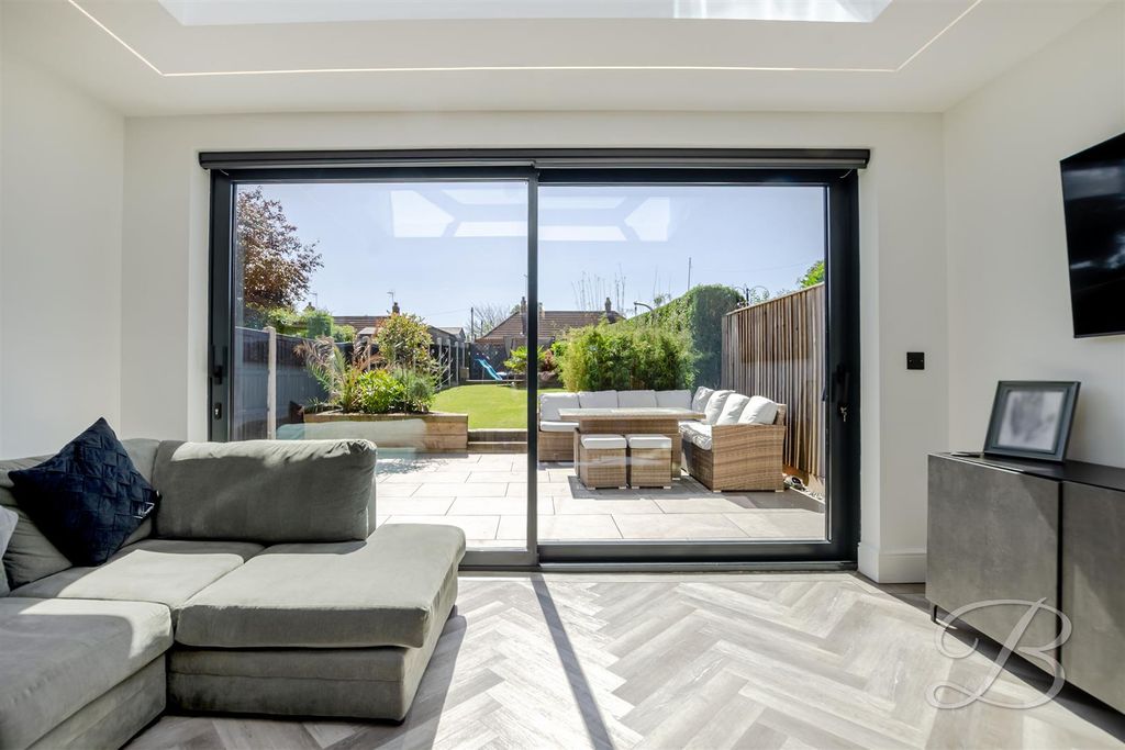 Property photo 3 of 32 Ccltd-5.Jpg