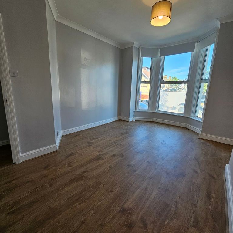 Property photo 2 of 4 Reception Room