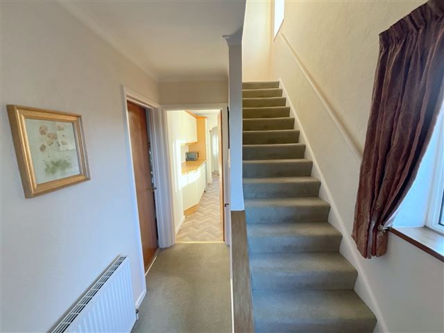 Property photo 2 of 21 Hallway