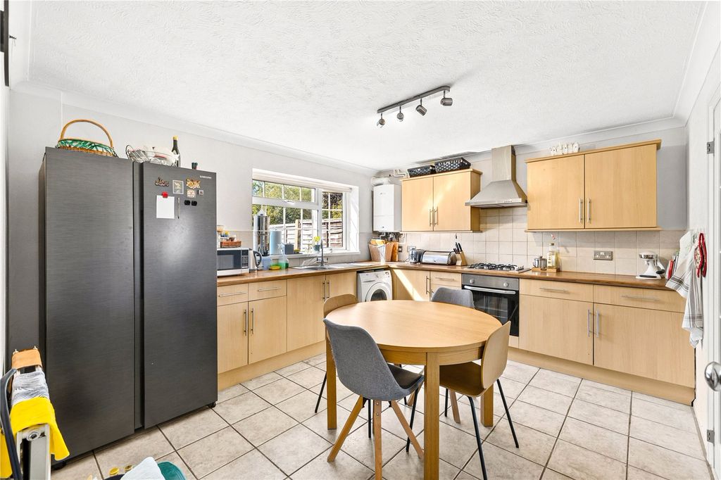 Property photo 3 of 16 Picture No. 06