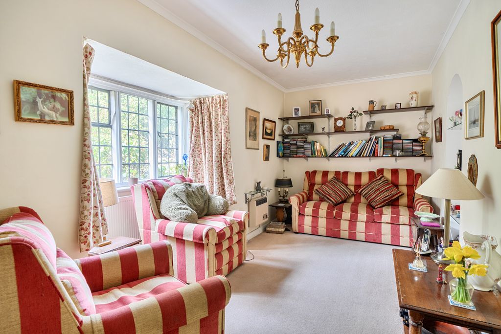 Property photo 2 of 24