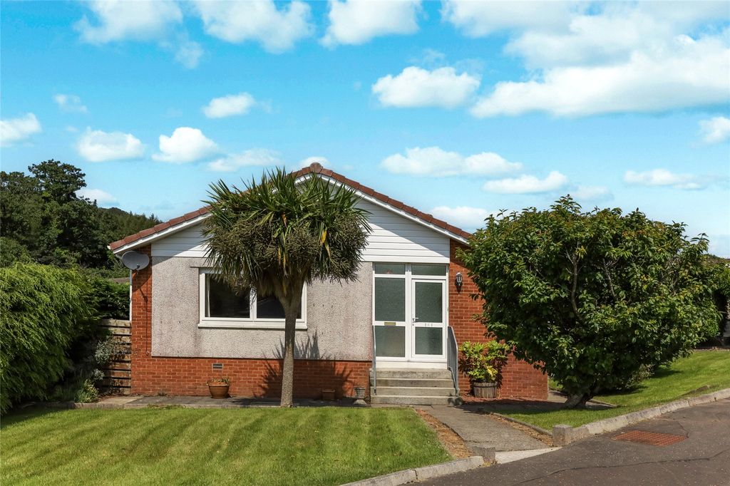 Property photo 1 of 17 External