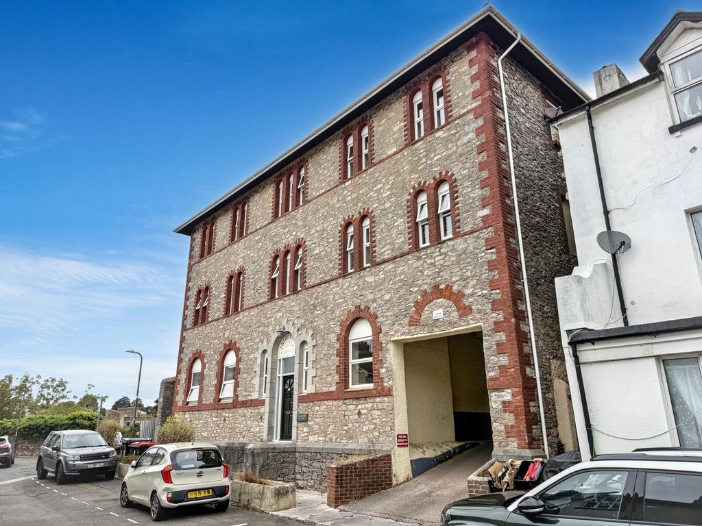 Property photo 1 of 15 Front View