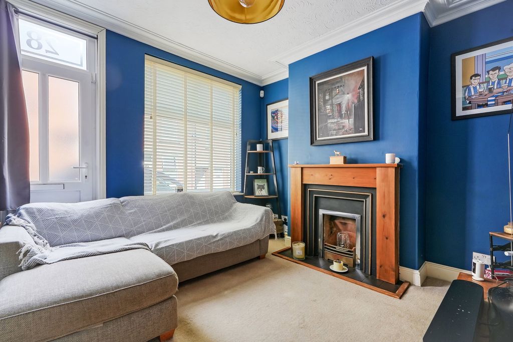 Property photo 3 of 17