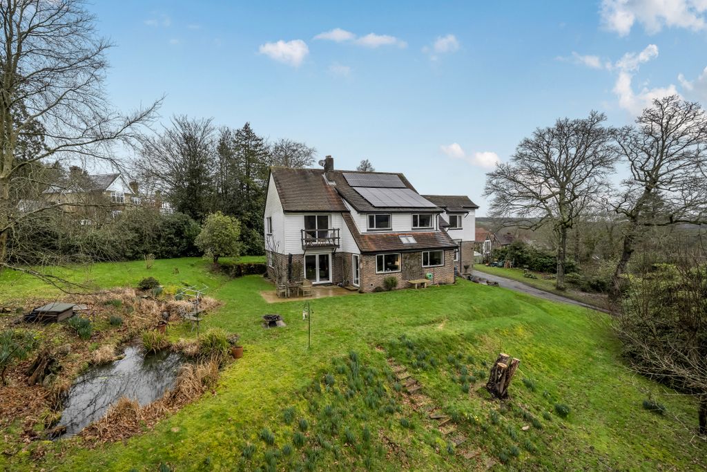 Property photo 1 of 23