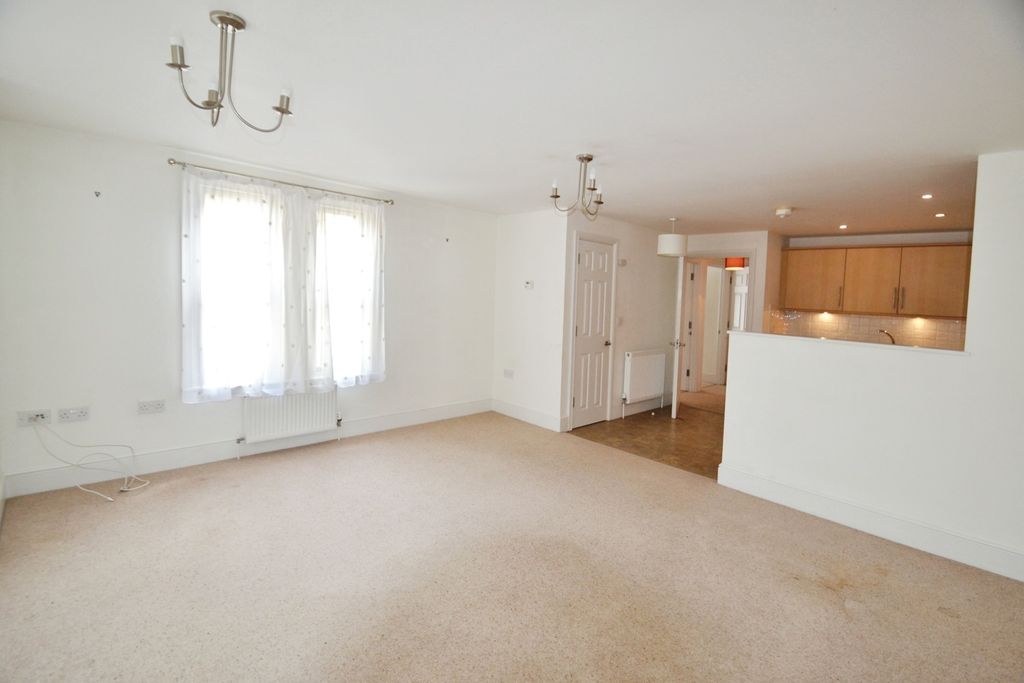 Property photo 2 of 11 Pbox-Img.Jpg
